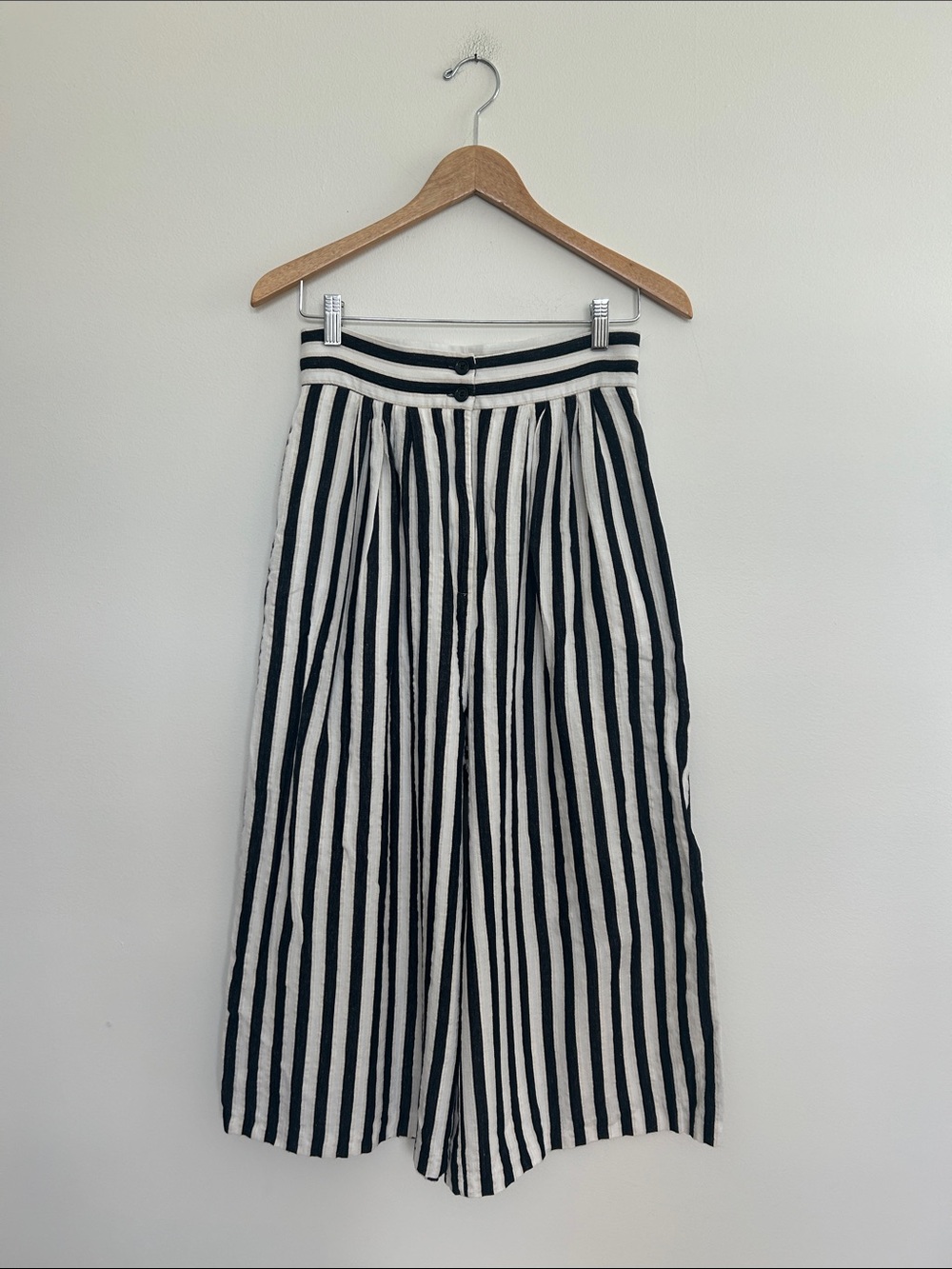 Capri Style Striped Wide-Leg Women’s Pants - Black, Khaki & White, Gently Used,